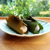 【五穀屋】溶けるような口どけ<br>柏餅「かしわで」登場!
